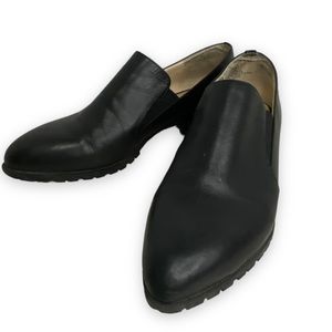 Nine West - Black Leather Loafer - Size 11